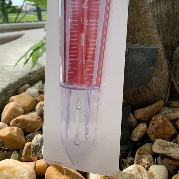 NWT Easy-Read 12.5 inch Magnifying Rain Gauge - Picture 3 of 8